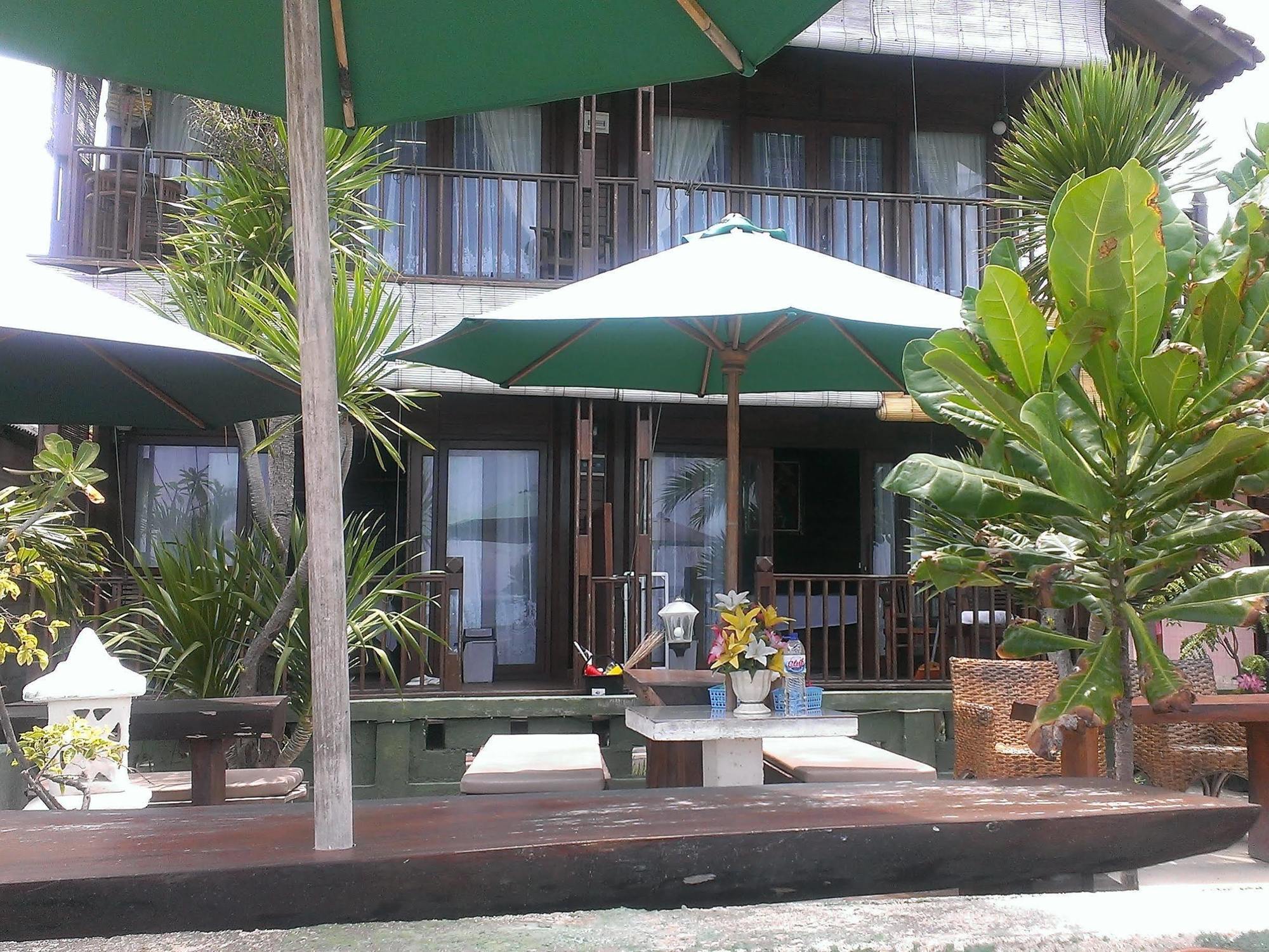 Lembongan Made गेस्ट हाउस 2*